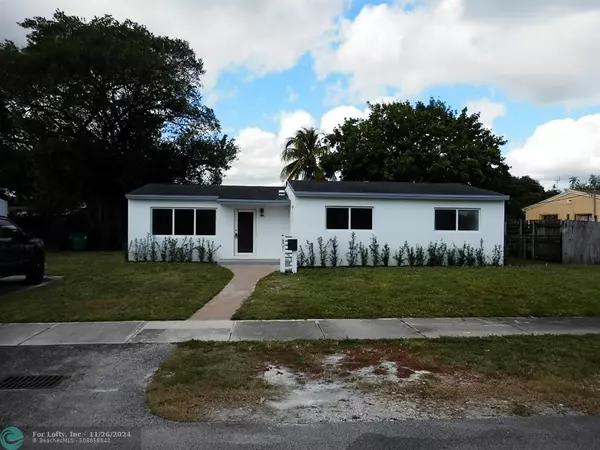 801 NW 183rd Dr, Miami Gardens, FL 33169