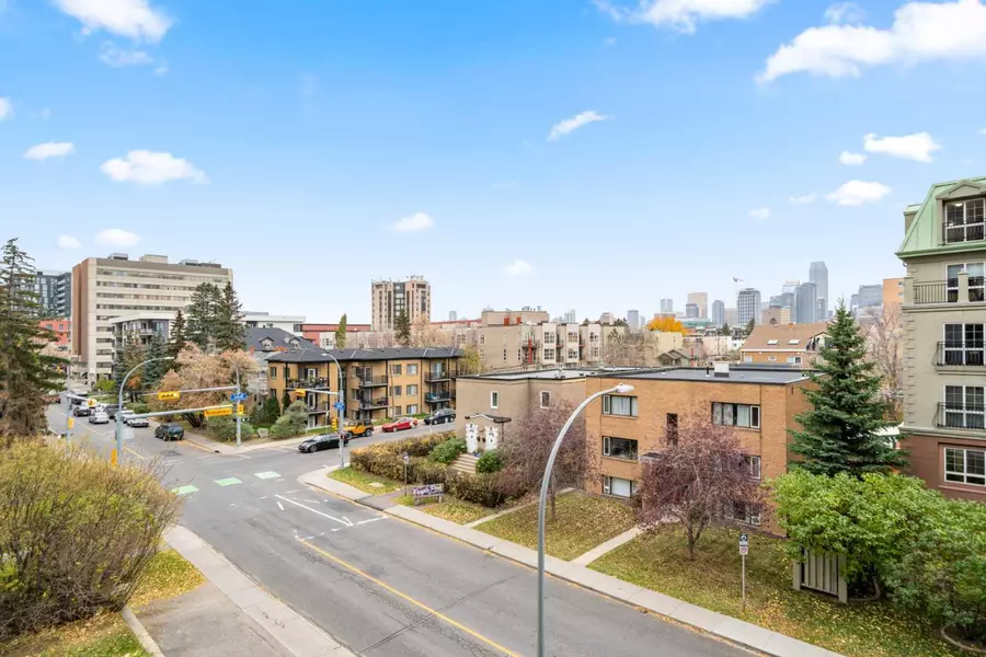 225 25 AVE Southwest #404, Calgary, AB T2S 2V2