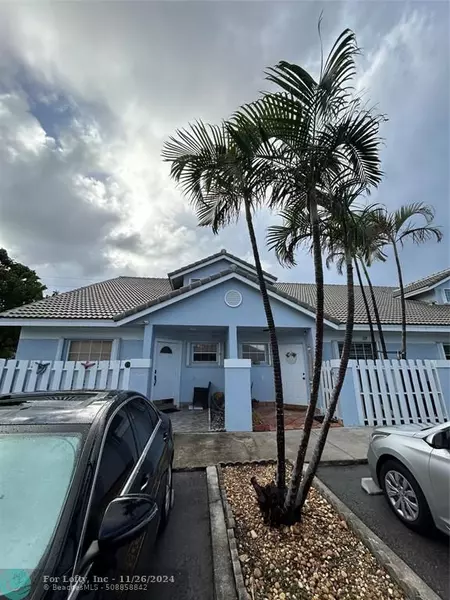 330 SE 2nd Ave  #C2, Deerfield Beach, FL 33441