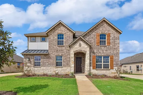 749 Carriage Hill Road, Midlothian, TX 76065