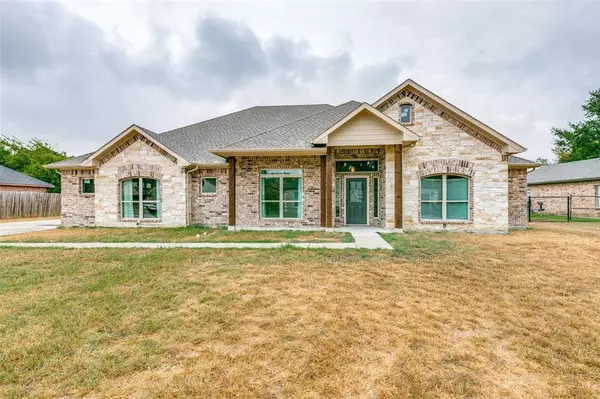 2844 Rodeo Drive, Quinlan, TX 75474