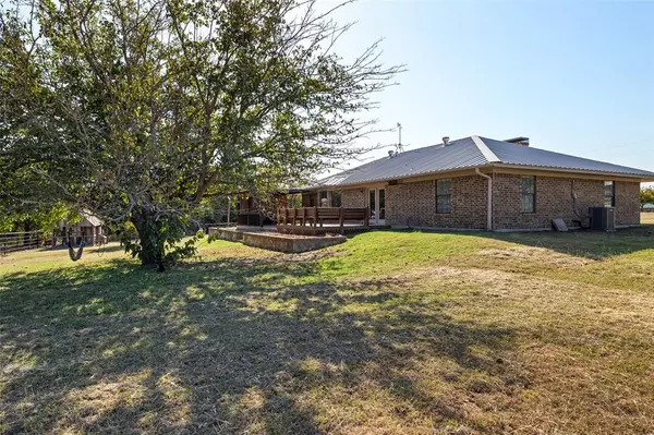 Weatherford, TX 76087,1202 Tanglewood Drive