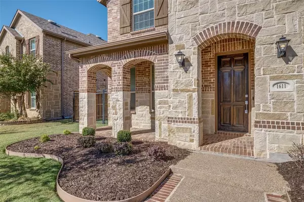 Arlington, TX 76005,1611 Rose Willow Way