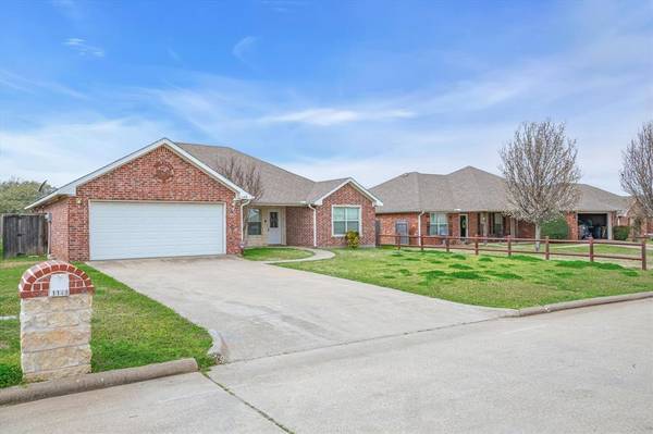 1149 N 3rd Street, Wills Point, TX 75169