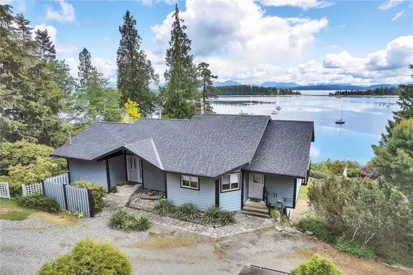 1450 Schooner Rd,  Quadra Island,  BC V0P 1H0