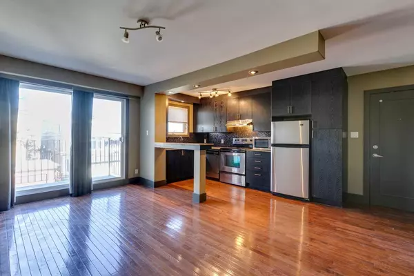 Calgary, AB T3C 0T9,1736 13 AVE SW #303