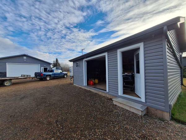 Rural Lac La Biche County, AB T0A 2C1,13221 Twp Rd 680 #529