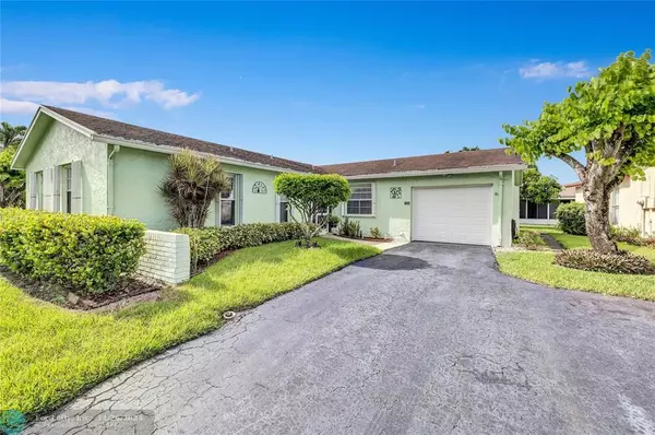 Lake Worth, FL 33467,7359 N PINE PARK Drive