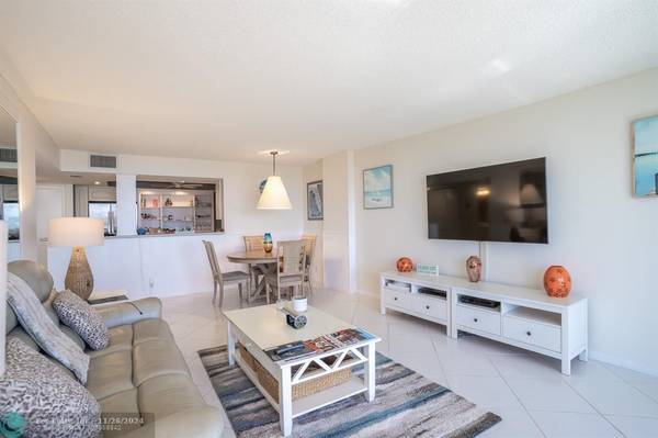 Hillsboro Beach, FL 33062,1147 Hillsboro Mile  #710