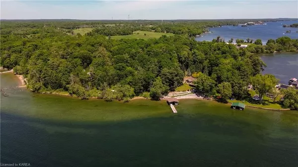 Leeds & The Thousand Islands, ON K7G 2V5,333 HOWE ISLAND FERRY RD