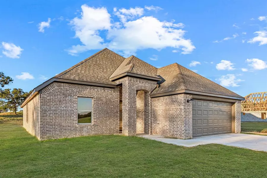 1101 Springfield Road, Springtown, TX 76082