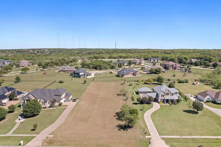 2433 Sweeping Meadows Lane, Cedar Hill, TX 75104