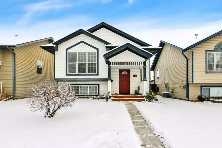 101 Kentwood DR, Red Deer, AB T4P 4C4