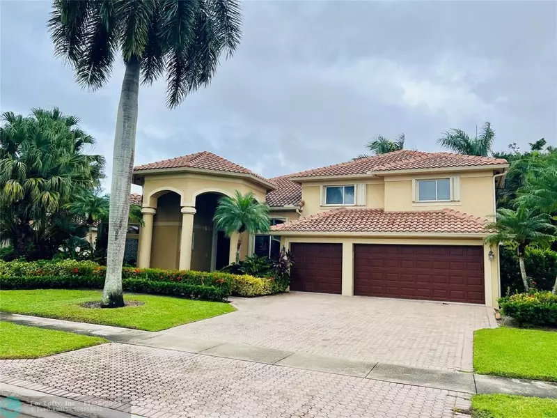 20252 Ocean Key Dr, Boca Raton, FL 33498