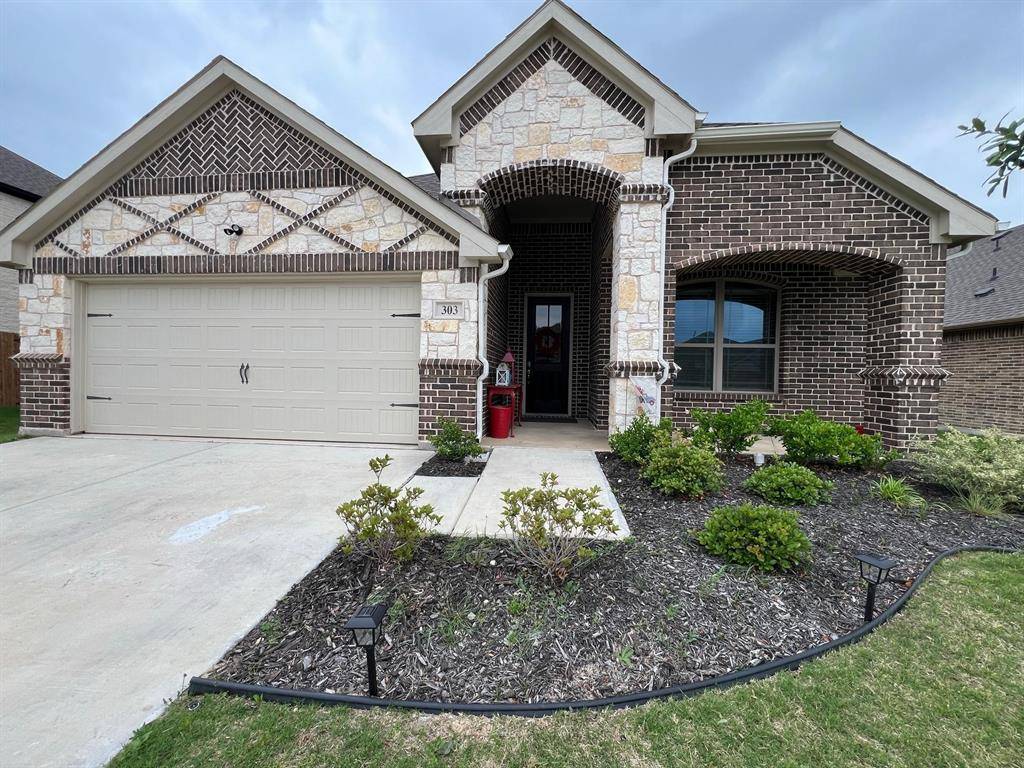 Justin, TX 76247,303 Ridge Drive