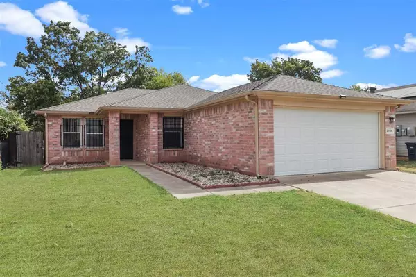 2905 Dillard Street, Fort Worth, TX 76105