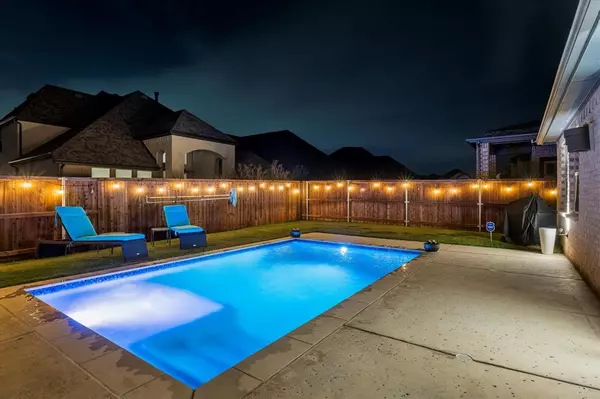 4113 Gainesway Lane, Aubrey, TX 76227