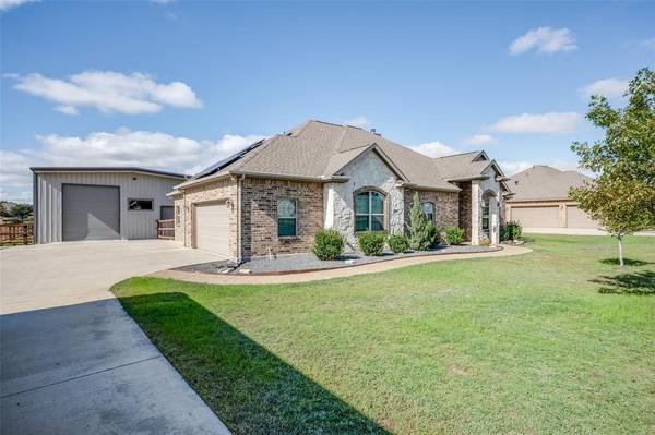 5550 Littlefield Drive, Dish, TX 76247