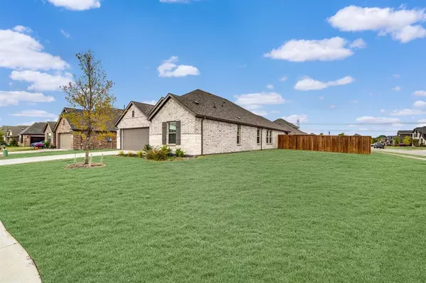 Crowley, TX 76036,1300 Elk Ridge Drive