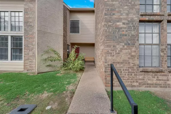 4748 Old Bent Tree Lane #2403, Dallas, TX 75287