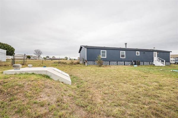 145 Pond View Court, Decatur, TX 76234