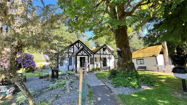 Qualicum Beach, BC V9K 2B3,3336 Island Hwy W