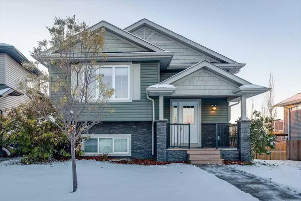 81 Portway Close, Blackfalds, AB T4M 0G7