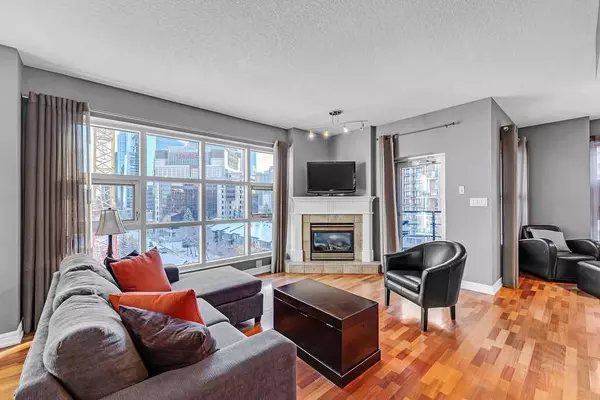 Calgary, AB T2P 5M9,110 7 ST Southwest #704