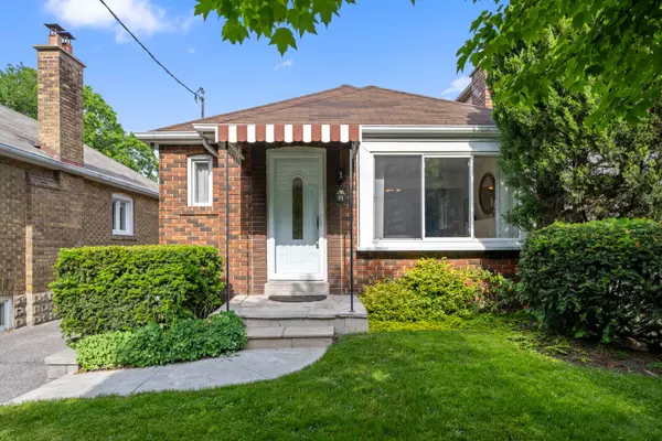 81 Randolph RD, Toronto C11, ON M4G 3S1