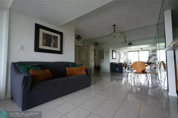 5570 NW 44th St  #416A, Fort Lauderdale, FL 33319