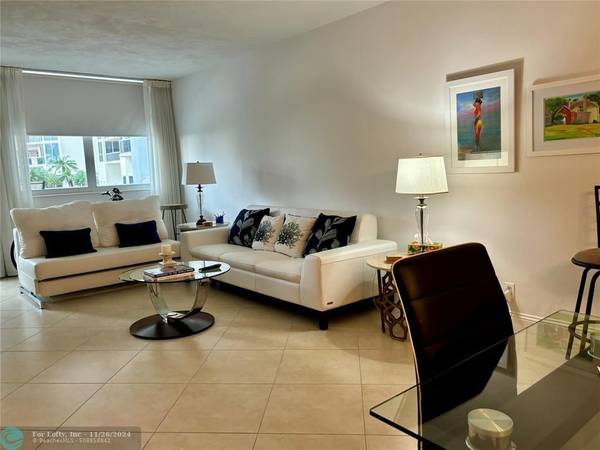 Fort Lauderdale, FL 33308,4250 Galt Ocean Dr  #2M