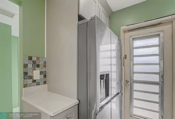 Pompano Beach, FL 33062,1481 S Ocean Blvd  #308E