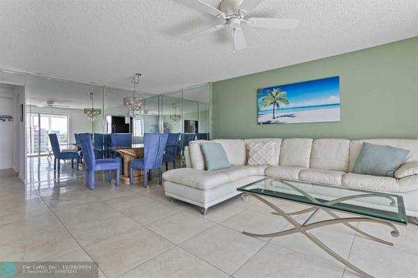 Dania Beach, FL 33004,401 SE 3rd St  #608