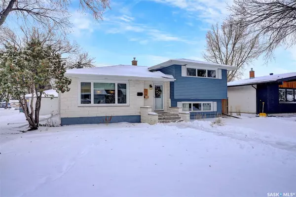 Regina, SK S4S 5S4,215 McKee CRESCENT