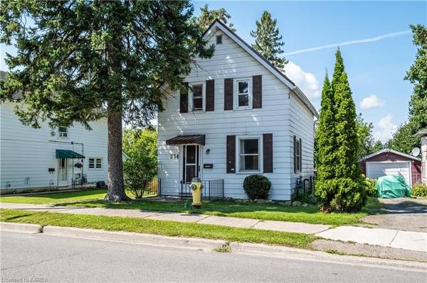 Gananoque, ON K7G 1M1,254 NORTH ST