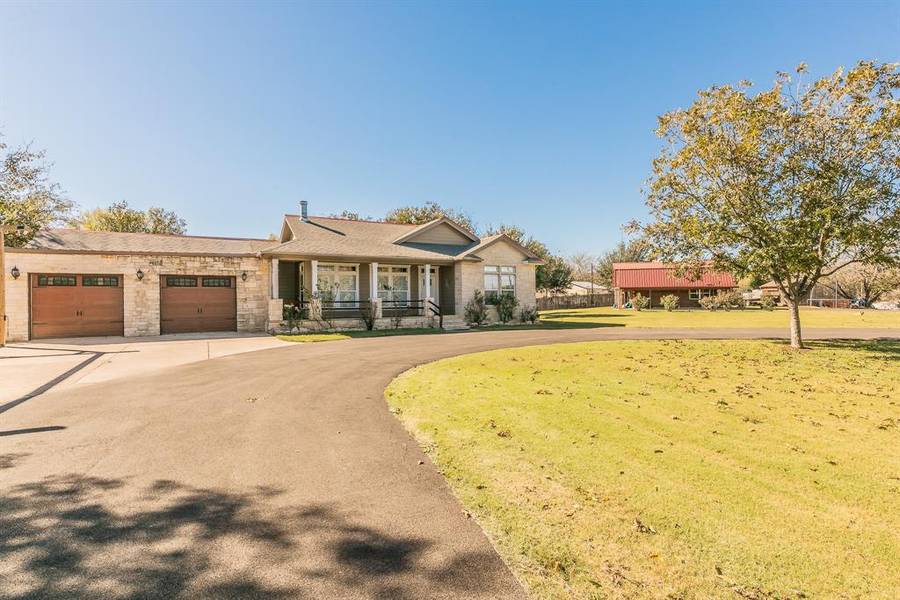 3215 Sunrise Court, Granbury, TX 76048