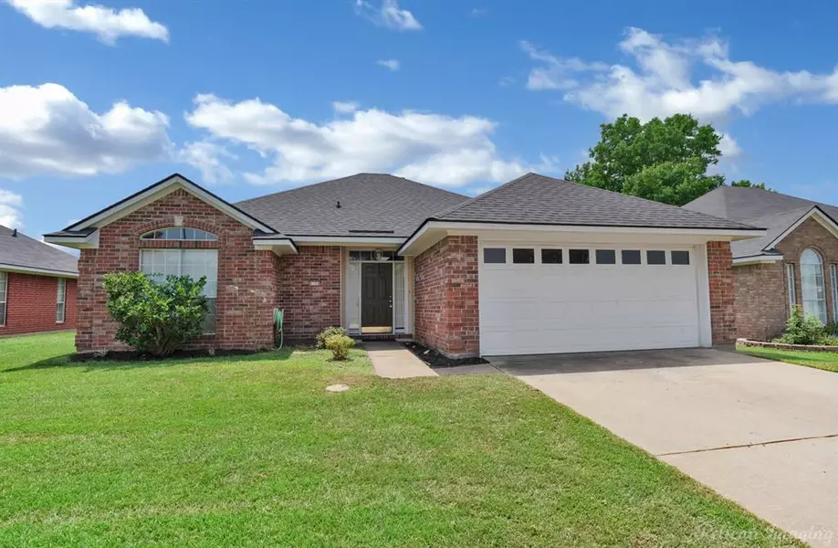 6104 Running Brook Lane, Bossier City, LA 71111