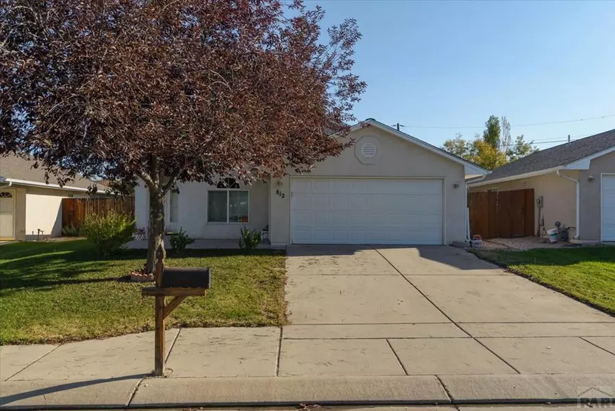 812 Ardath Lane, Pueblo, CO 81005