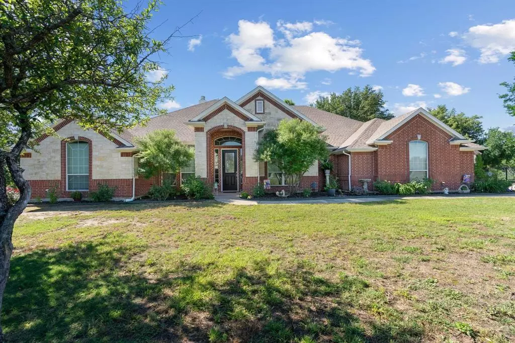 Azle, TX 76020,118 Crosshair Court