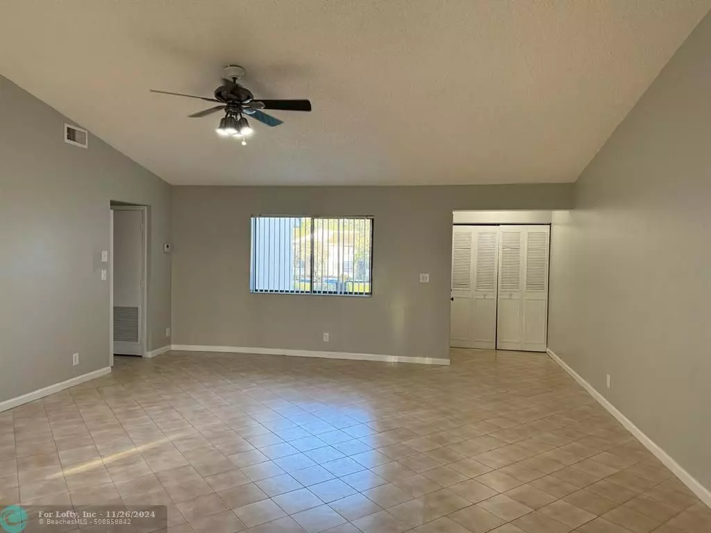 Coral Springs, FL 33071,9578 SW 1st Ct  #9-S