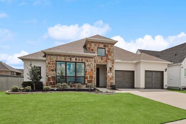 709 Overland Court, Northlake, TX 76247