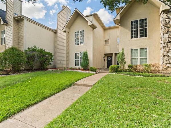 9453 Timberleaf Drive,  Dallas,  TX 75243