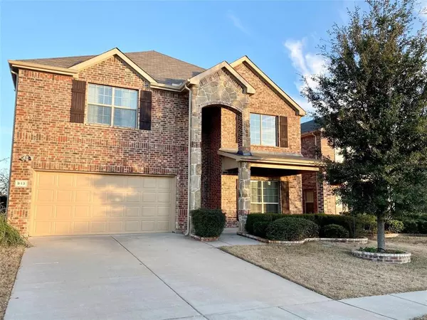 913 Golden Bear Lane, Mckinney, TX 75072