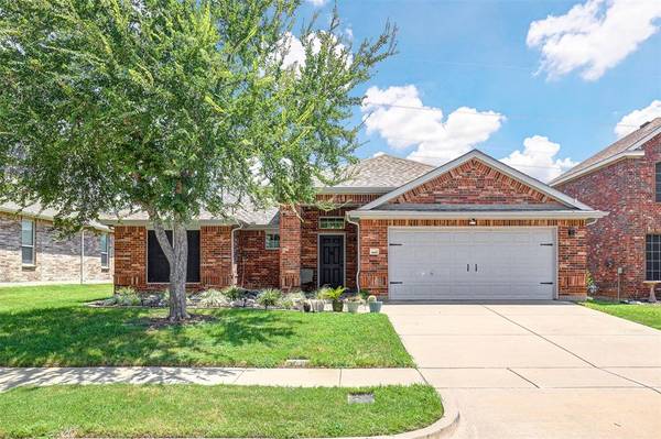 9201 Maple Canyon Drive, Arlington, TX 76002