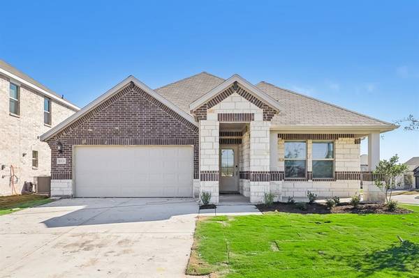 1920 Laurel Park Lane, Seagoville, TX 75159