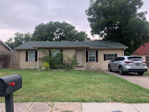 333 Murdock Road, Dallas, TX 75217