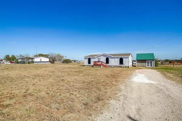 Joshua, TX 76058,9212 Kansas Street