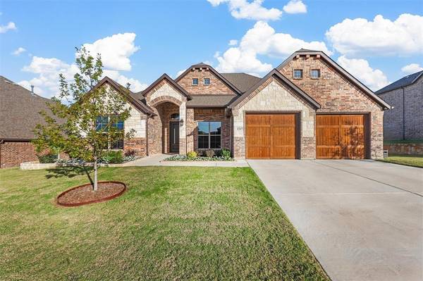 1247 Rainer Drive, Burleson, TX 76028