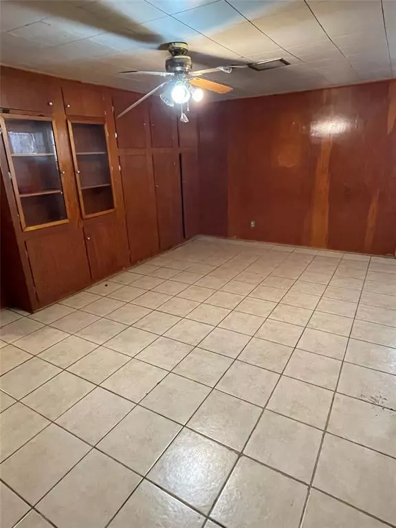 Brady, TX 76825,900 W 4th Street