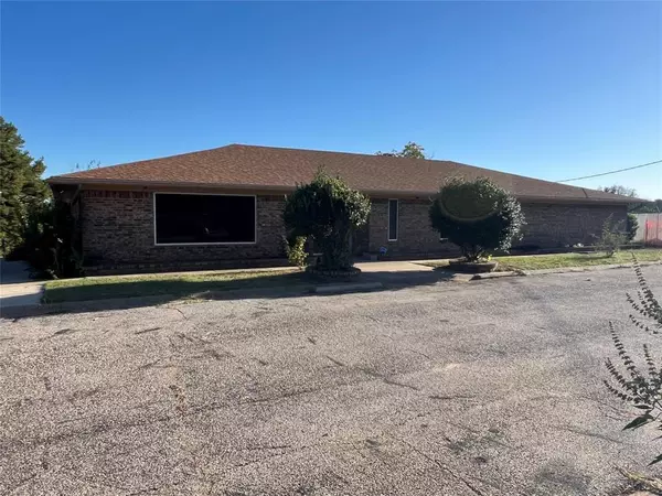 307 W 67 Highway, Keene, TX 76059